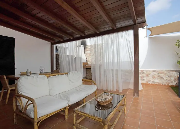 El Cortijo * La Oliva